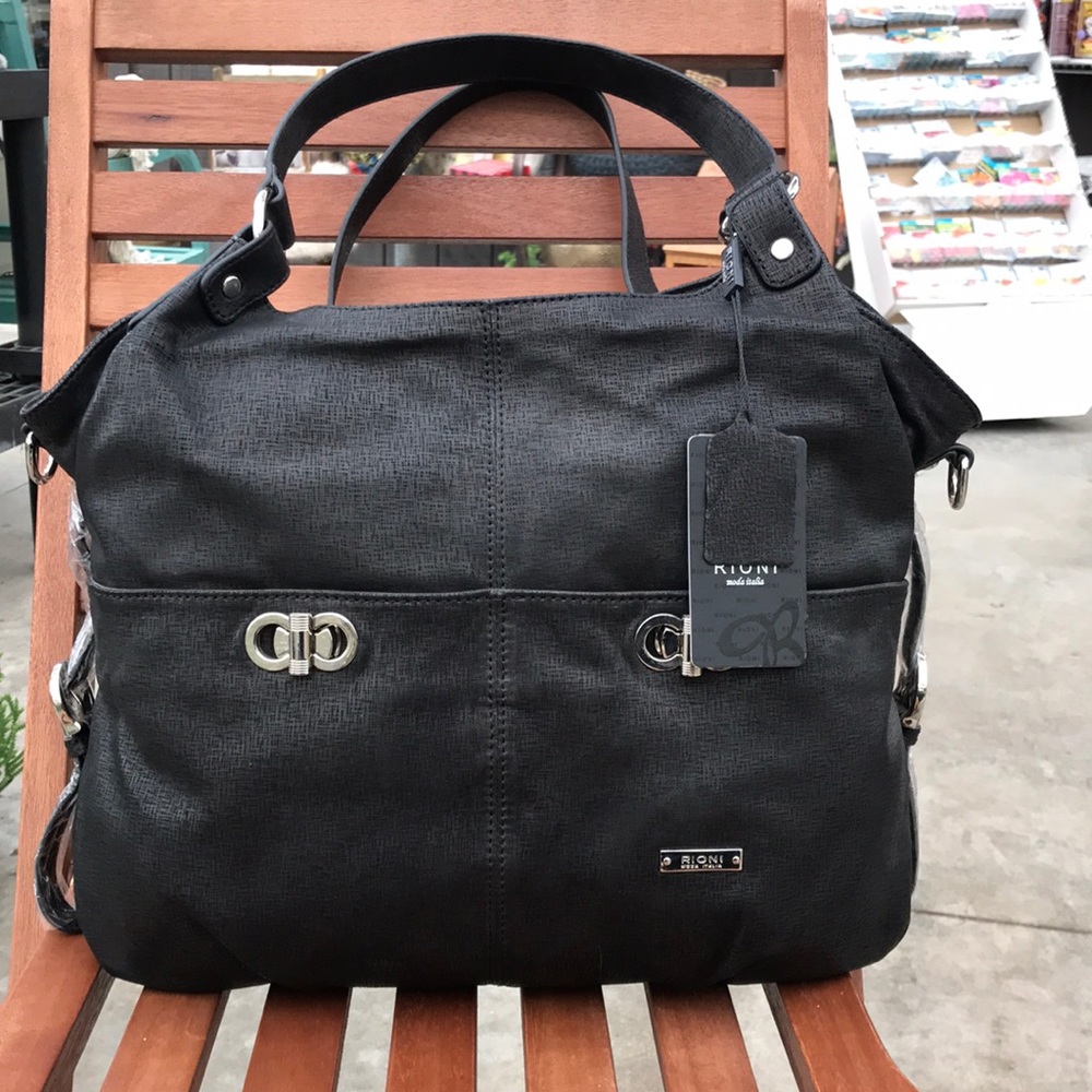Soft leather Rioni purse